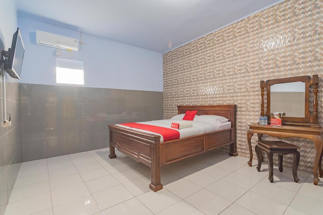 Hotel Reddoorz Syariah @ Tambak Mekar Street Subang Djalantjagak Exterior foto